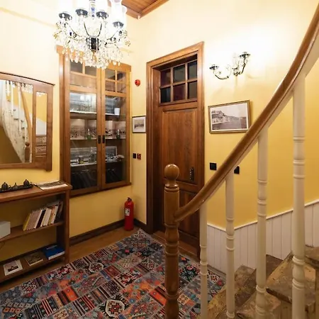 公寓 Beyoglu'nun Kalbinde Yueksek Tavanli 伊斯坦布尔